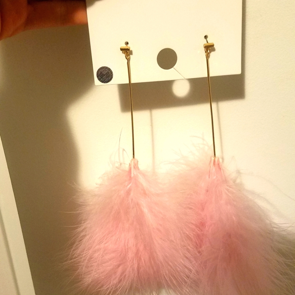 NWT Gold and Pink Feather Earrings